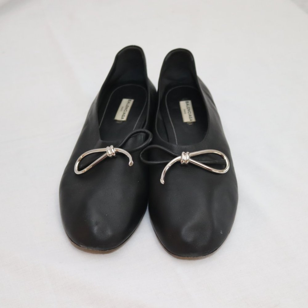 Balenciaga Black Leather Flats with Silver Metal Bow size 41 1/2 made in Italy - Picture 8 of 14